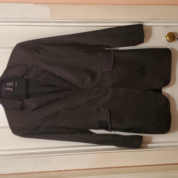 Bisou Bisou Jackets & Blazers - BISOU BISOU ladies black jacket.